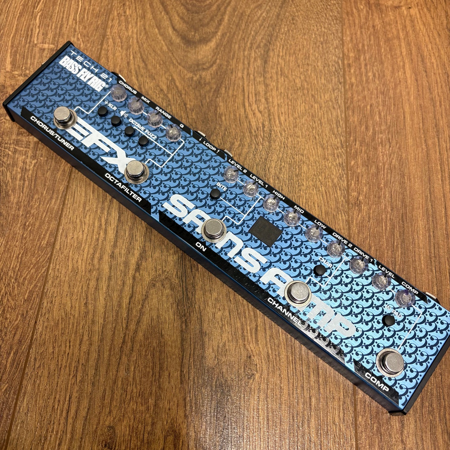 Pre-Owned Tech 21 SansAmp Bass Fly Rig V2