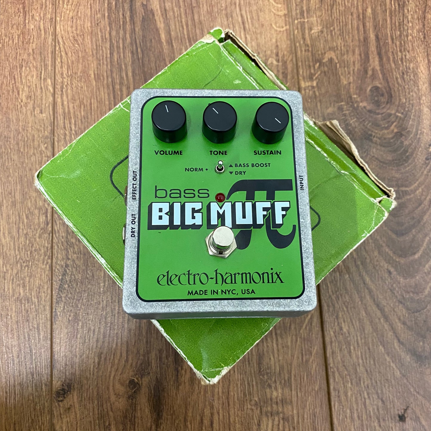 Pre-Owned Electro-Harmonix Bass Big Muff Fuzz Pedal