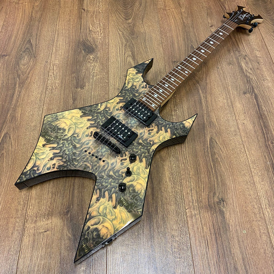 Pre owned electric guitars deals