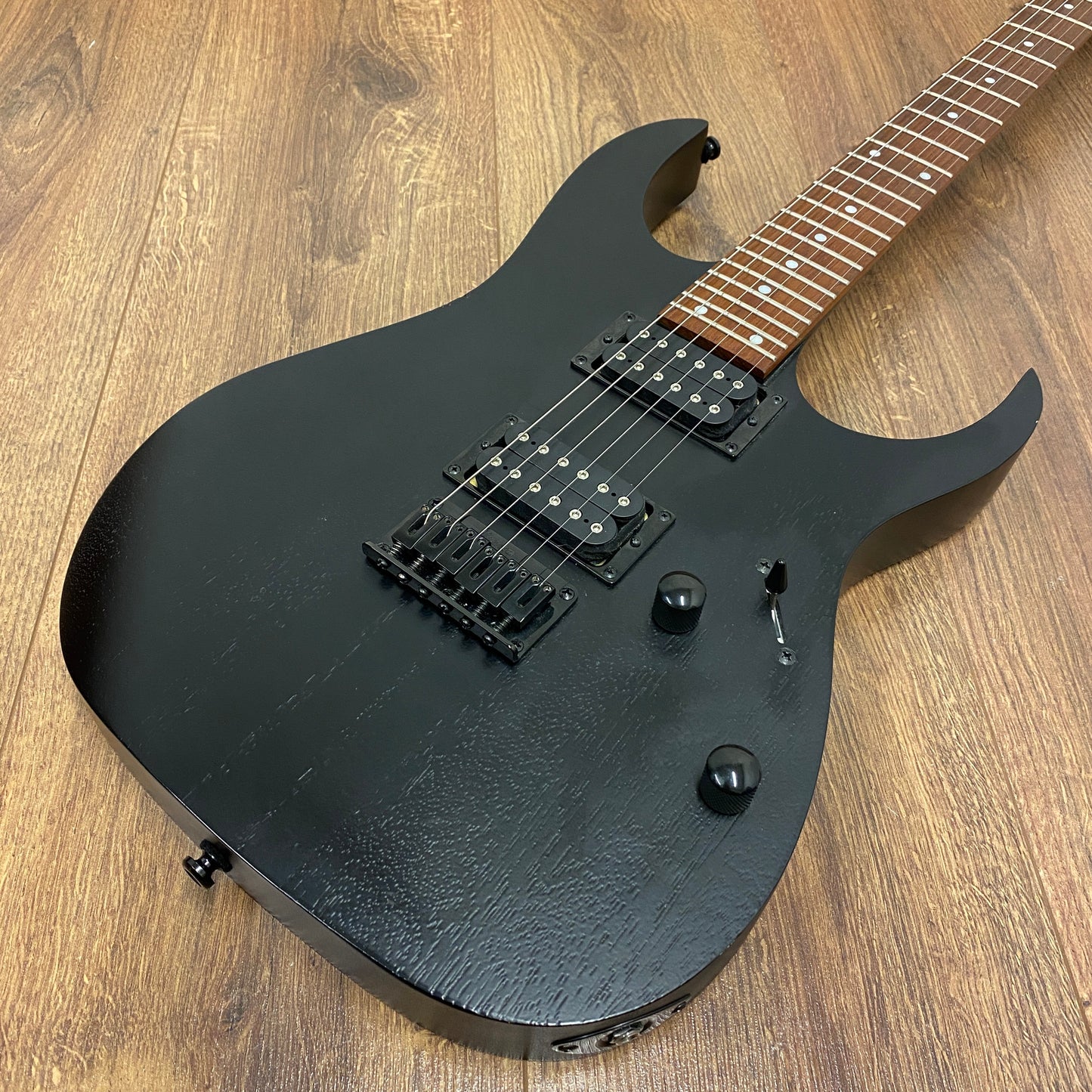 Pre-Owned Ibanez RGRT421 - Weathered Black