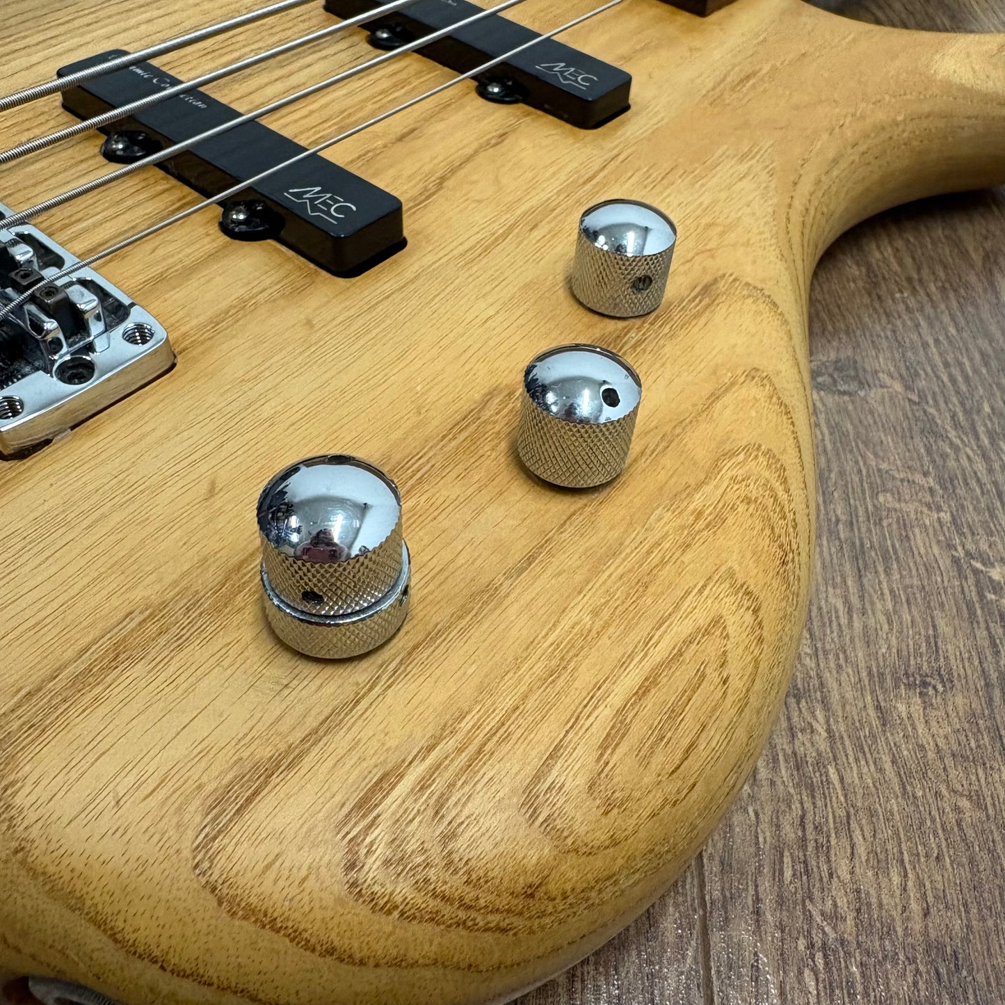 Pre-Owned Warwick Corvette Standard Bass - Swamp Ash Natural - 2008