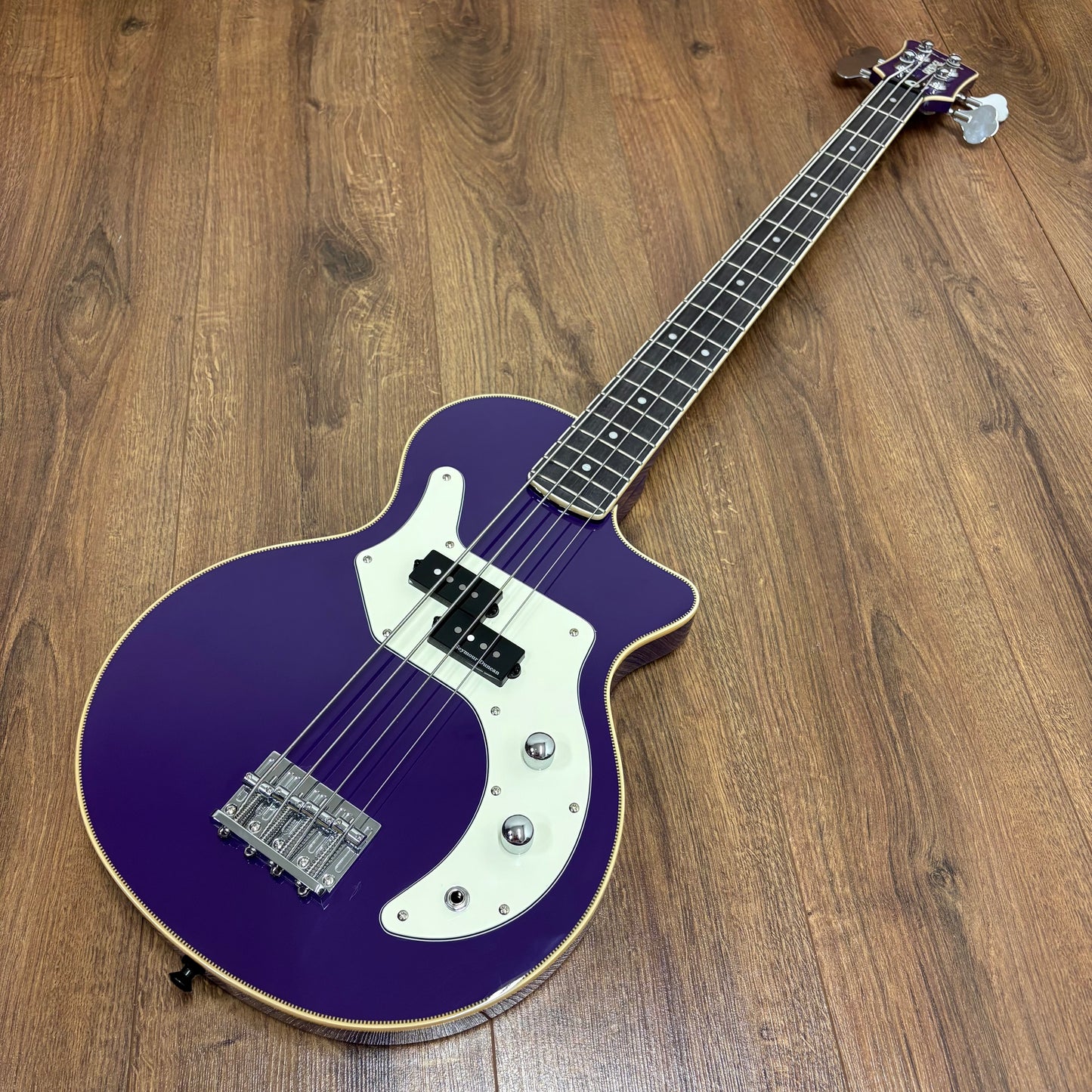 Pre-Owned Orange Glenn Hughes Signature O-Bass Bass Guitar - Purple