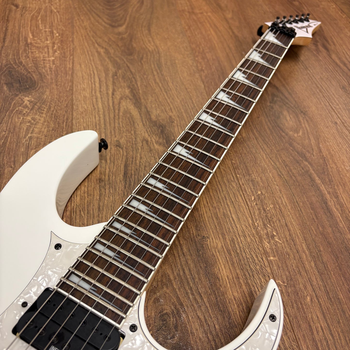 Pre-Owned Ibanez RG350DX - White