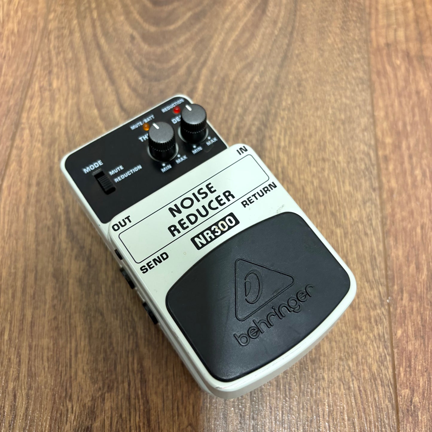 Pre-Owned Behringer NR300 Noise Reduction Pedal