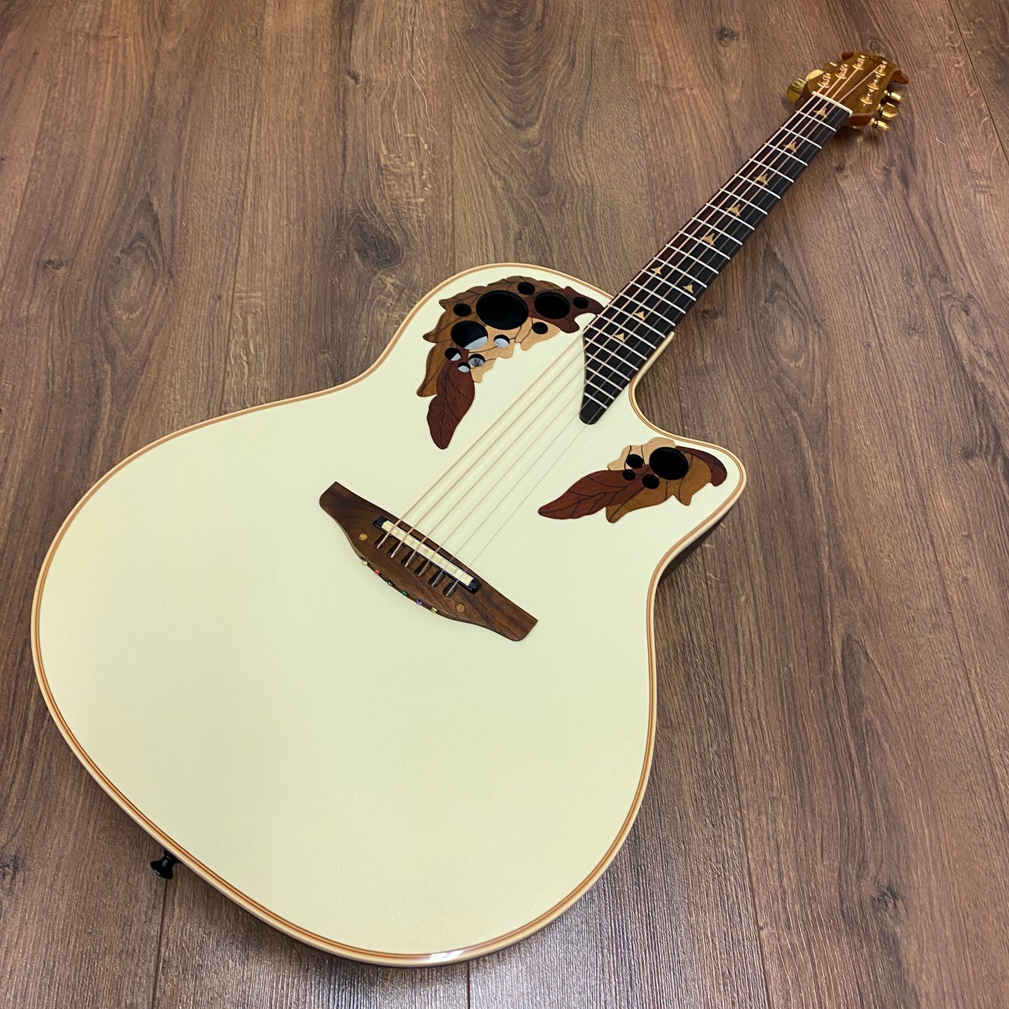 Pre-Owned Ovation USA 1868 Elite Electro-Acoustic - Pearl White - 1991