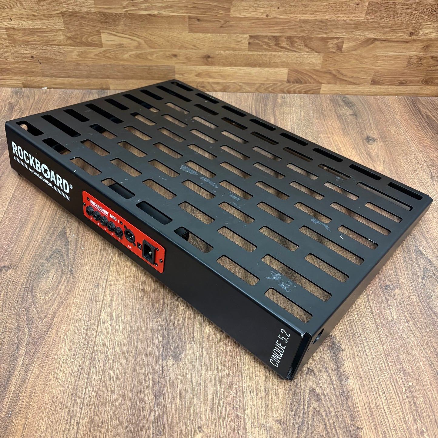 Pre-Owned Rockboard 5.2 Pedalboard w/ Mod 1 Patch Bay