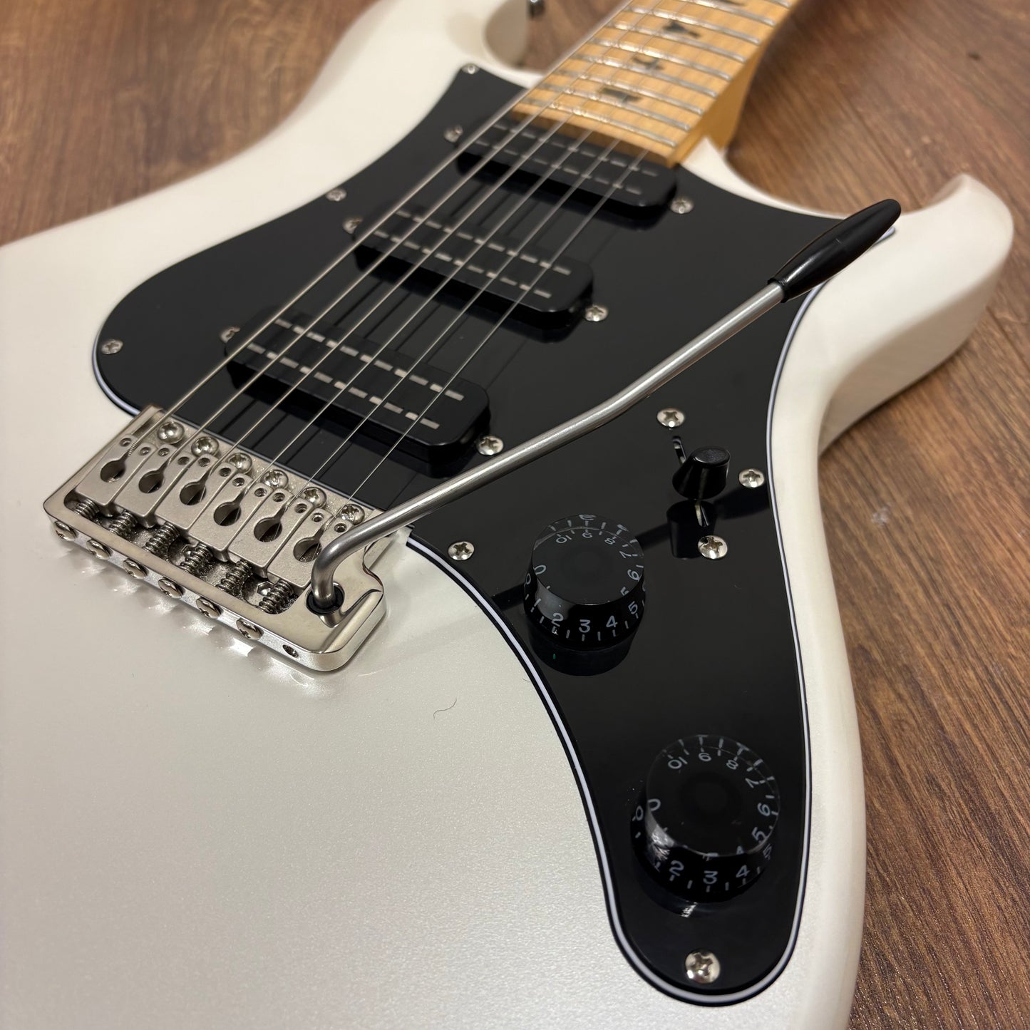 Pre-Owned PRS SE NF3 - Pearl White