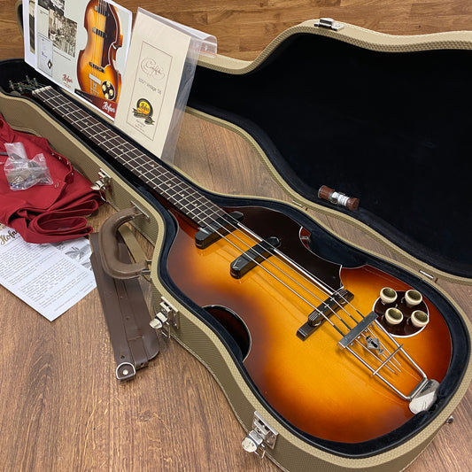 Pre-Owned Hofner 500/1 '58 Flat Back Violin Bass #32 of 58
