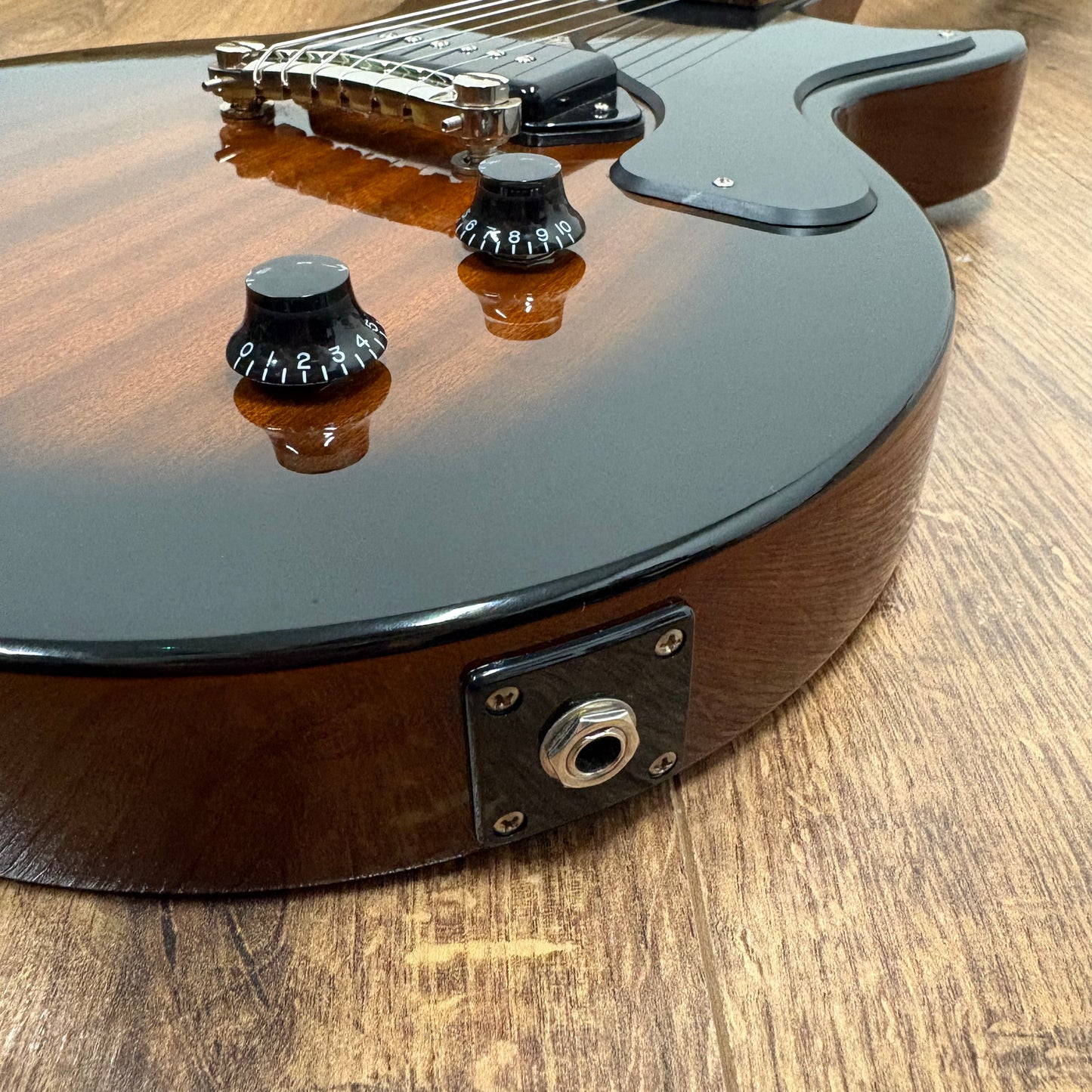 Pre-Owned Epiphone Les Paul Junior - Vintage Sunburst