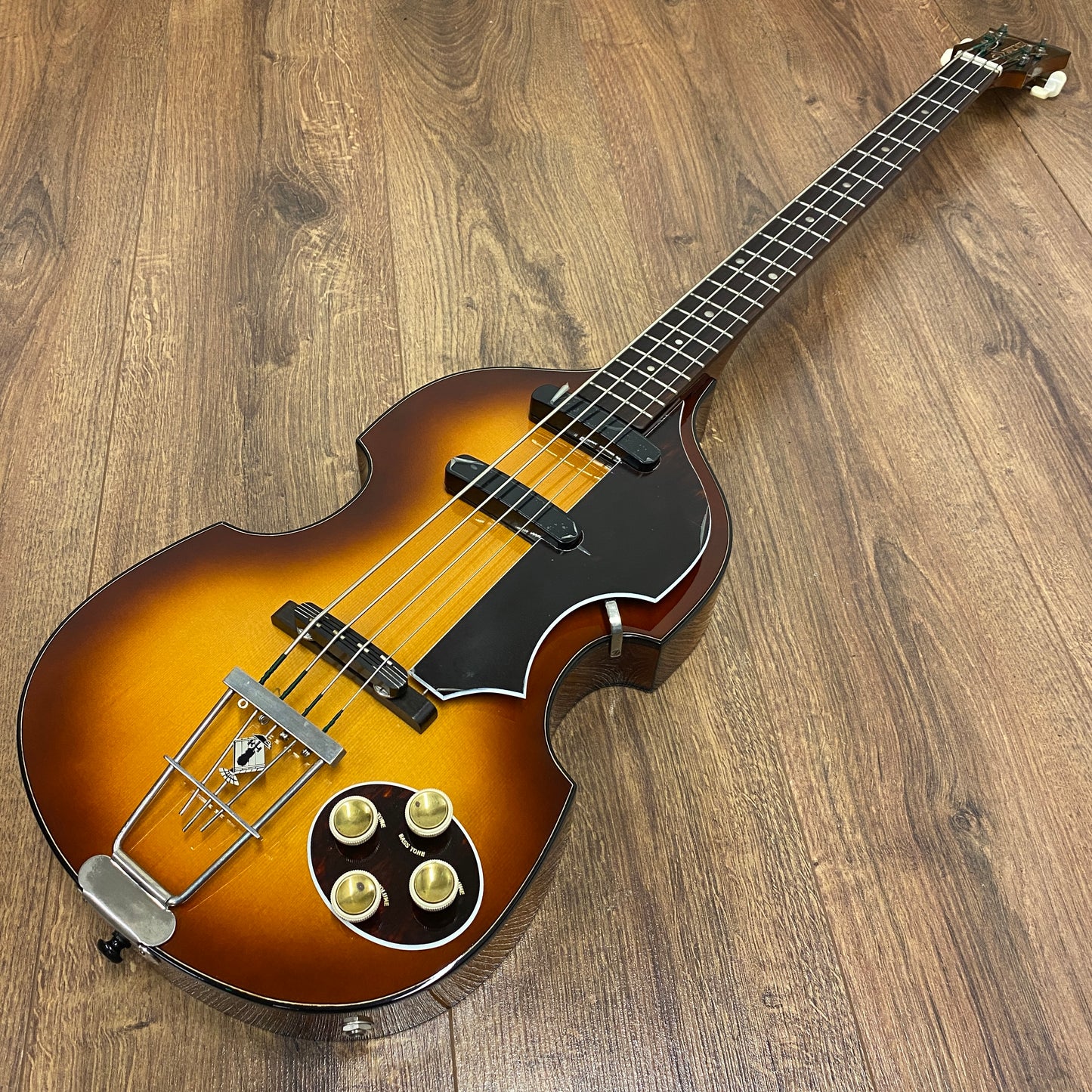 Pre-Owned Hofner 500/1 '58 Flat Back Violin Bass #32 of 58