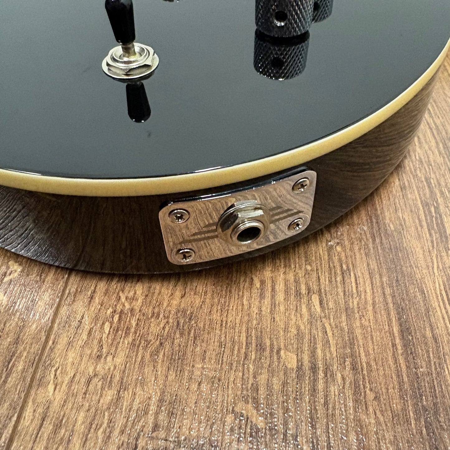 Pre-Owned Reverend Contender 290 - Midnight Black
