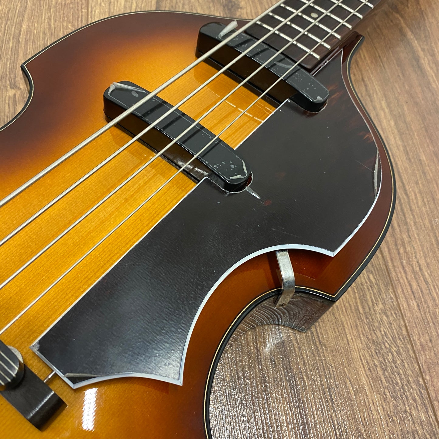 Pre-Owned Hofner 500/1 '58 Flat Back Violin Bass #32 of 58