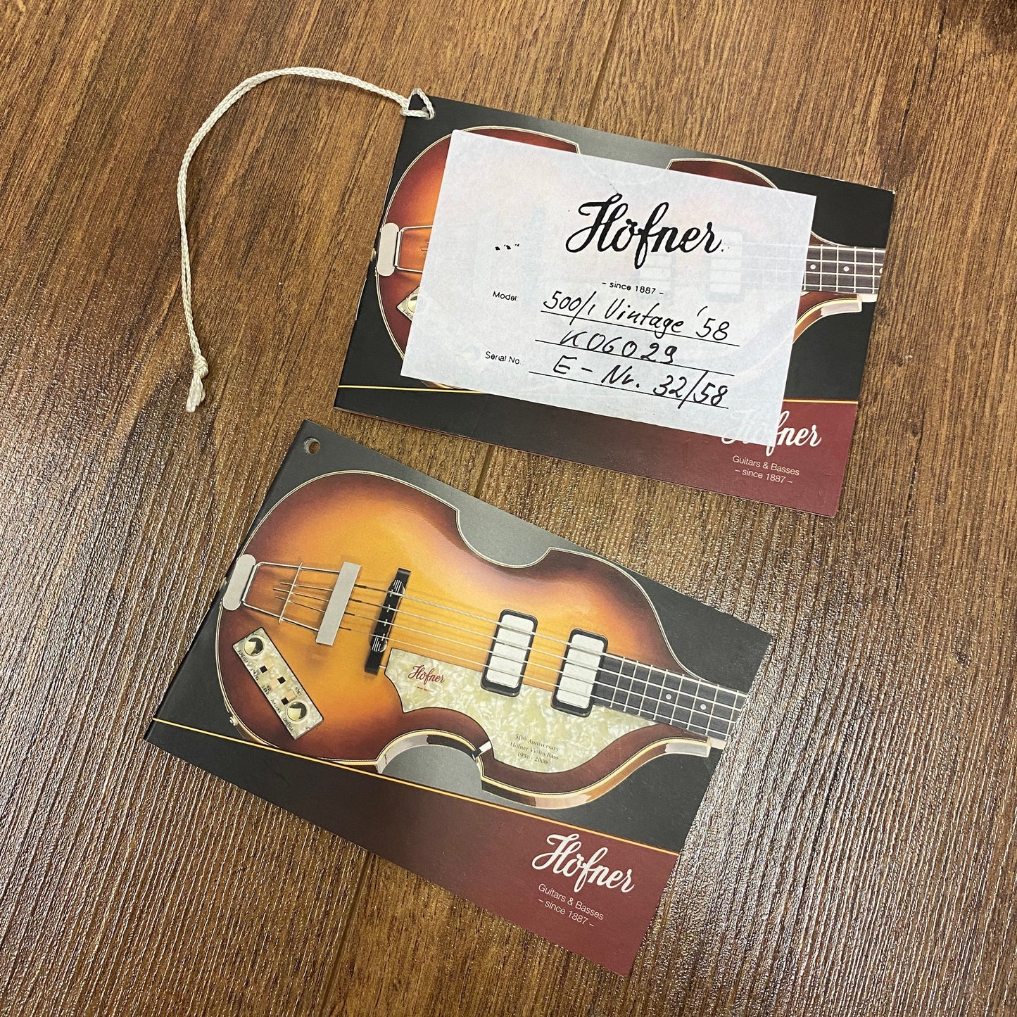 Pre-Owned Hofner 500/1 '58 Flat Back Violin Bass #32 of 58