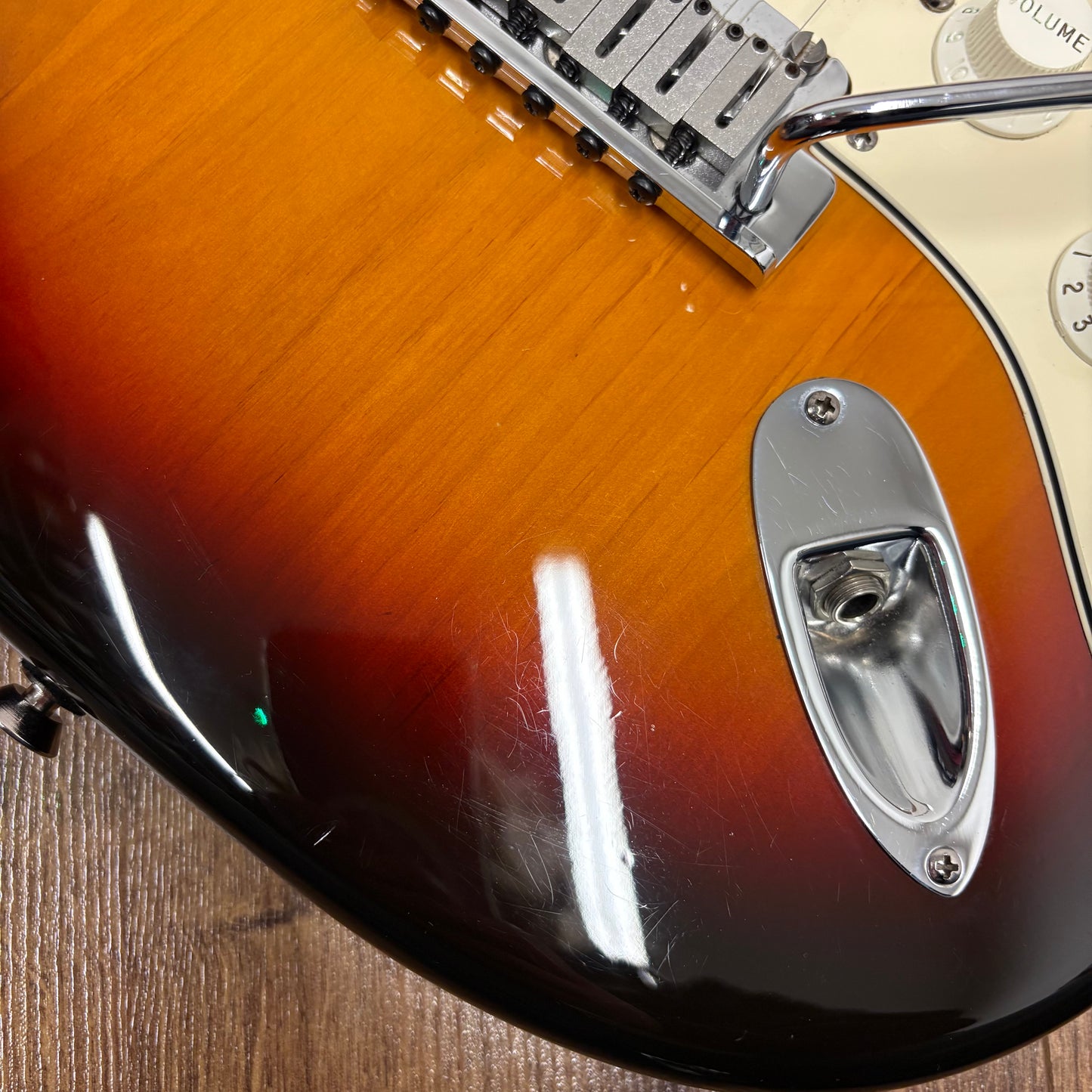 Pre-Owned Fender American Series Stratocaster - 3 Colour Sunburst - 2006