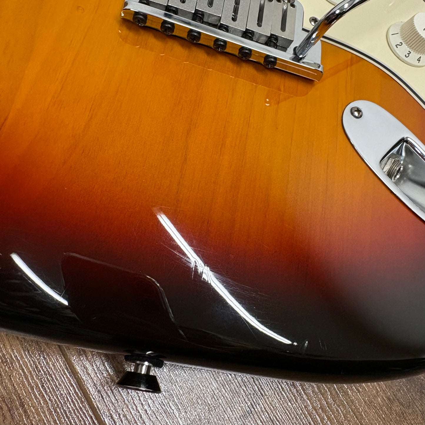 Pre-Owned Fender American Series Stratocaster - 3 Colour Sunburst - 2006