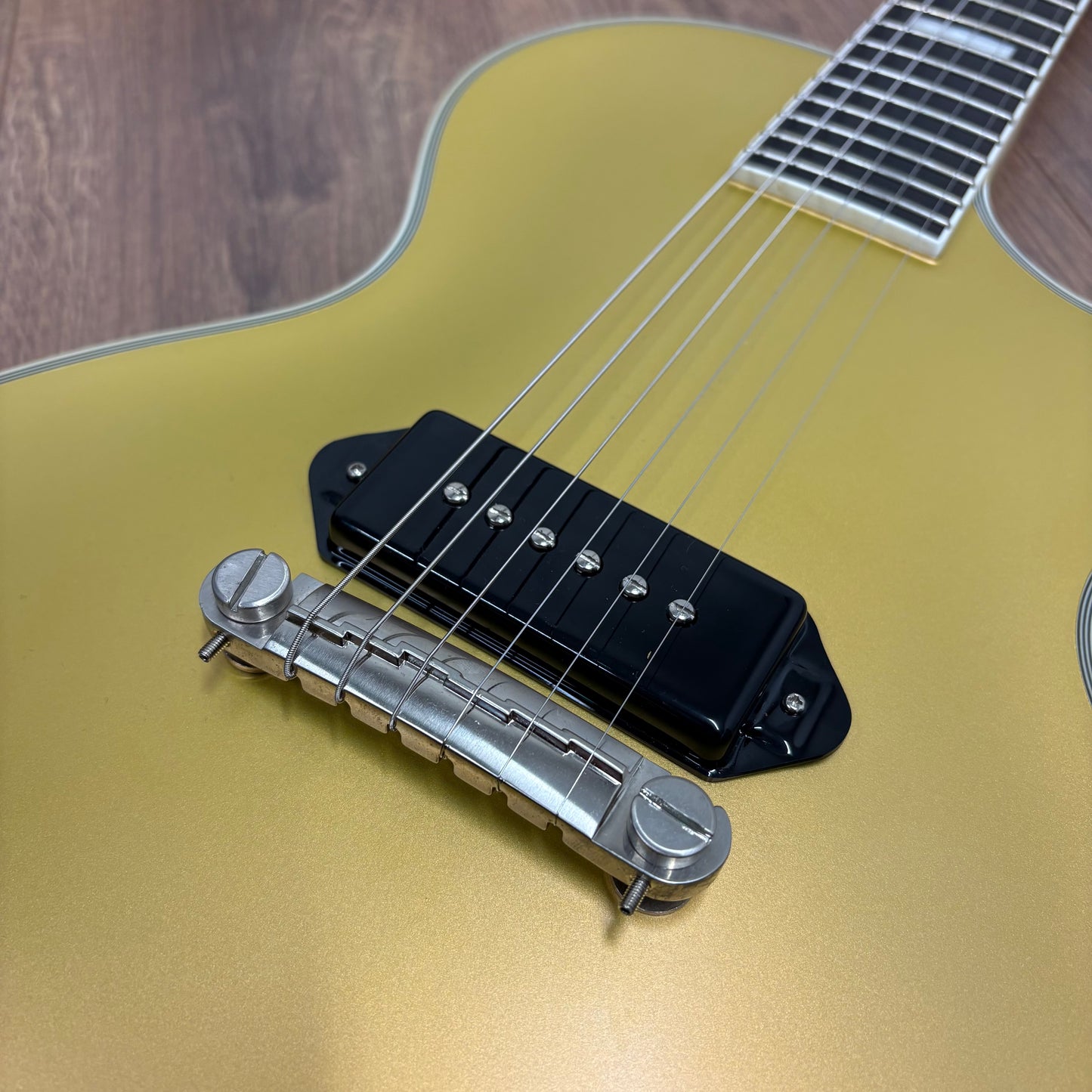Pre-Owned Epiphone Jared James Nichols Old Glory Les Paul Custom - Gold