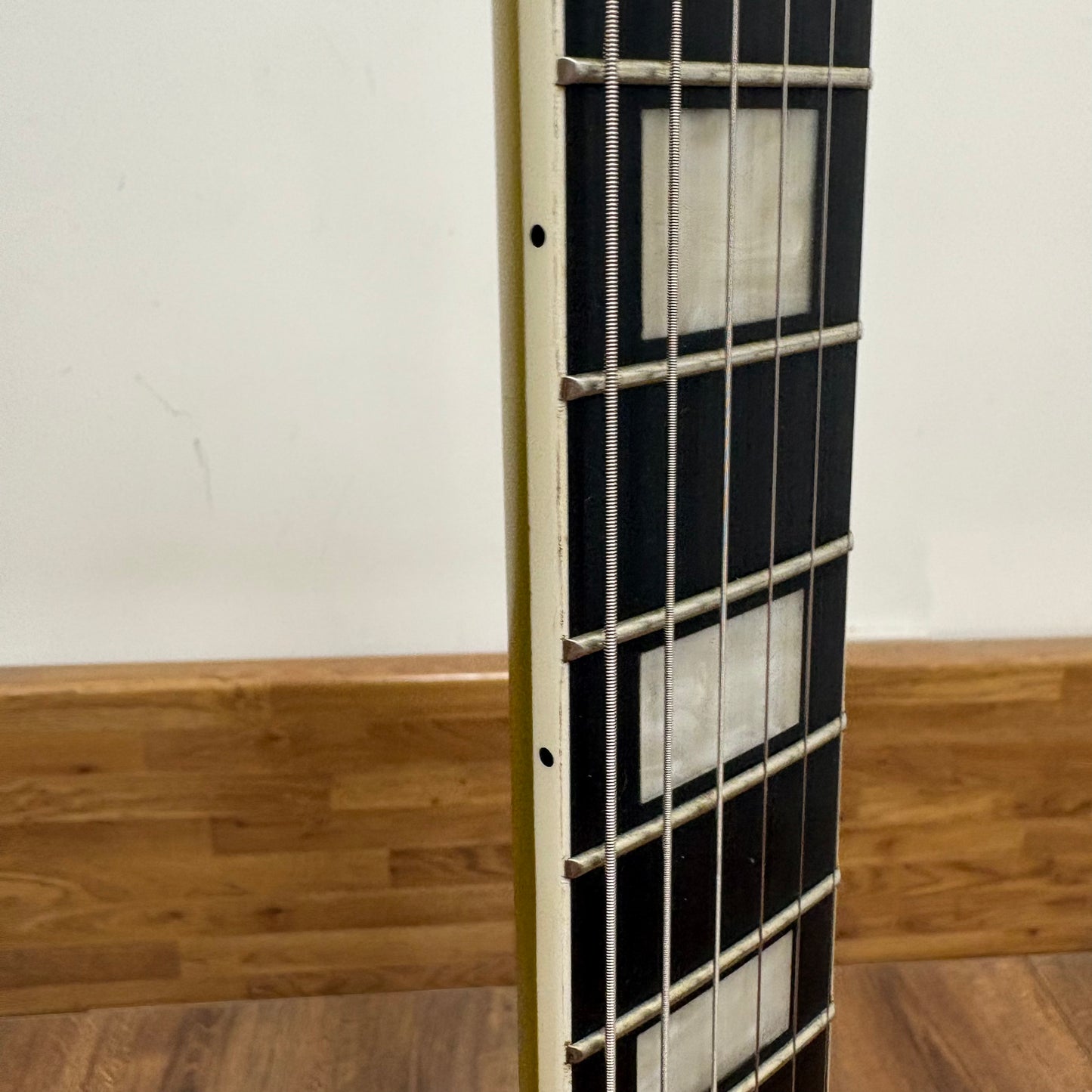 Pre-Owned Epiphone Jared James Nichols Old Glory Les Paul Custom - Gold