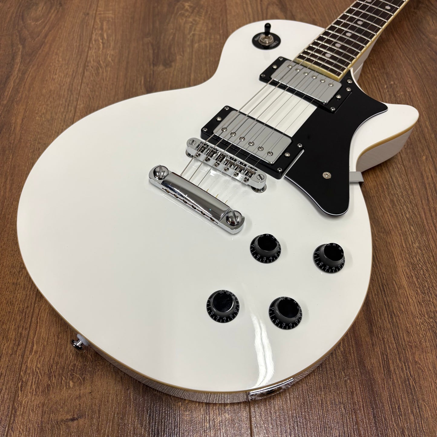 Pre-Owned Heritage Ascent H-150 - White