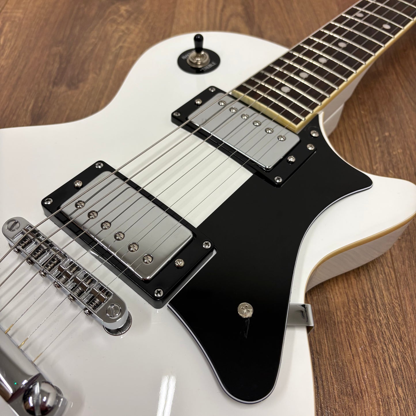 Pre-Owned Heritage Ascent H-150 - White