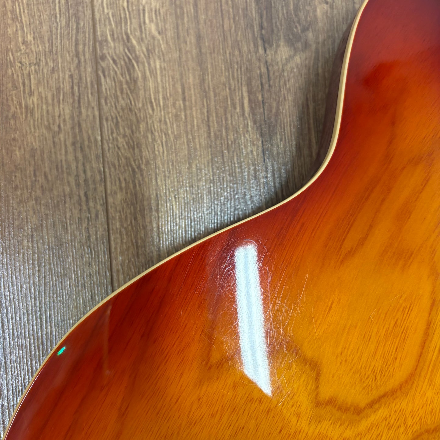 Pre-Owned Italia Rimini - Cherry Sunburst