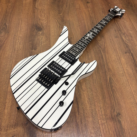 Pre-Owned Schecter Synyster Gates Standard - White & Black Pinstripes