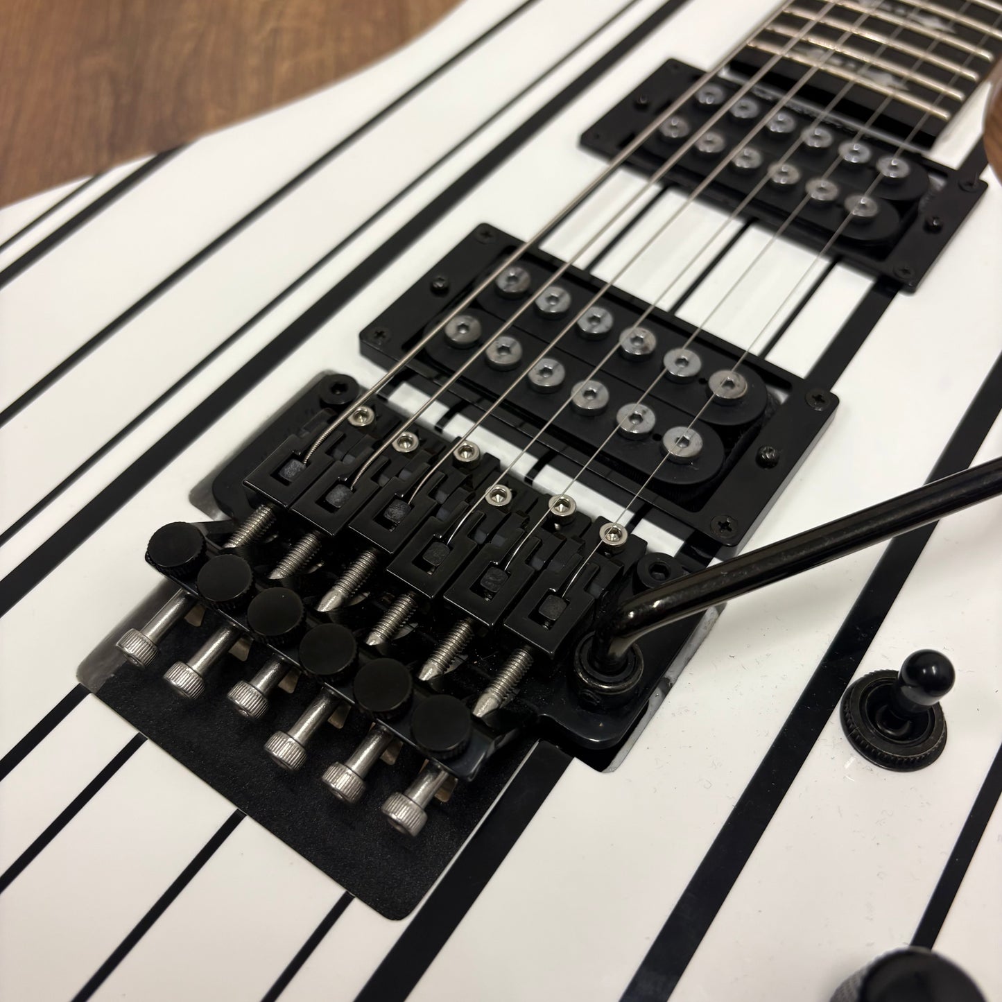 Pre-Owned Schecter Synyster Gates Standard - White & Black Pinstripes