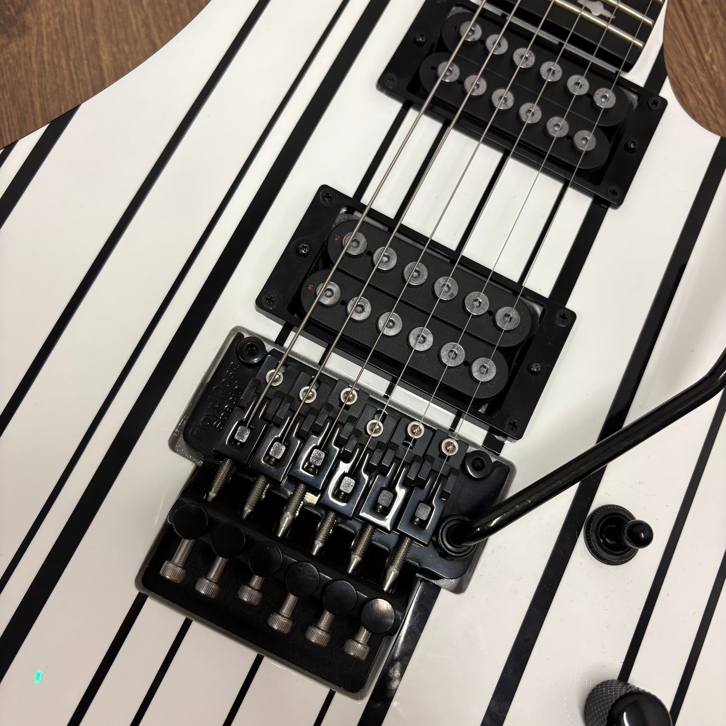Pre-Owned Schecter Synyster Gates Standard - White & Black Pinstripes