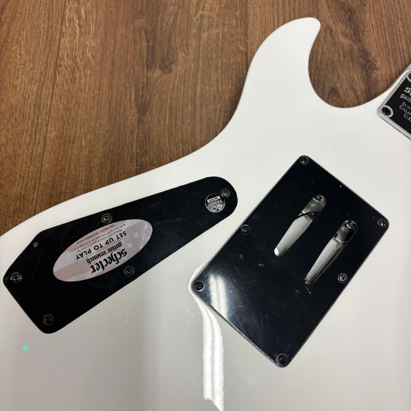Pre-Owned Schecter Synyster Gates Standard - White & Black Pinstripes