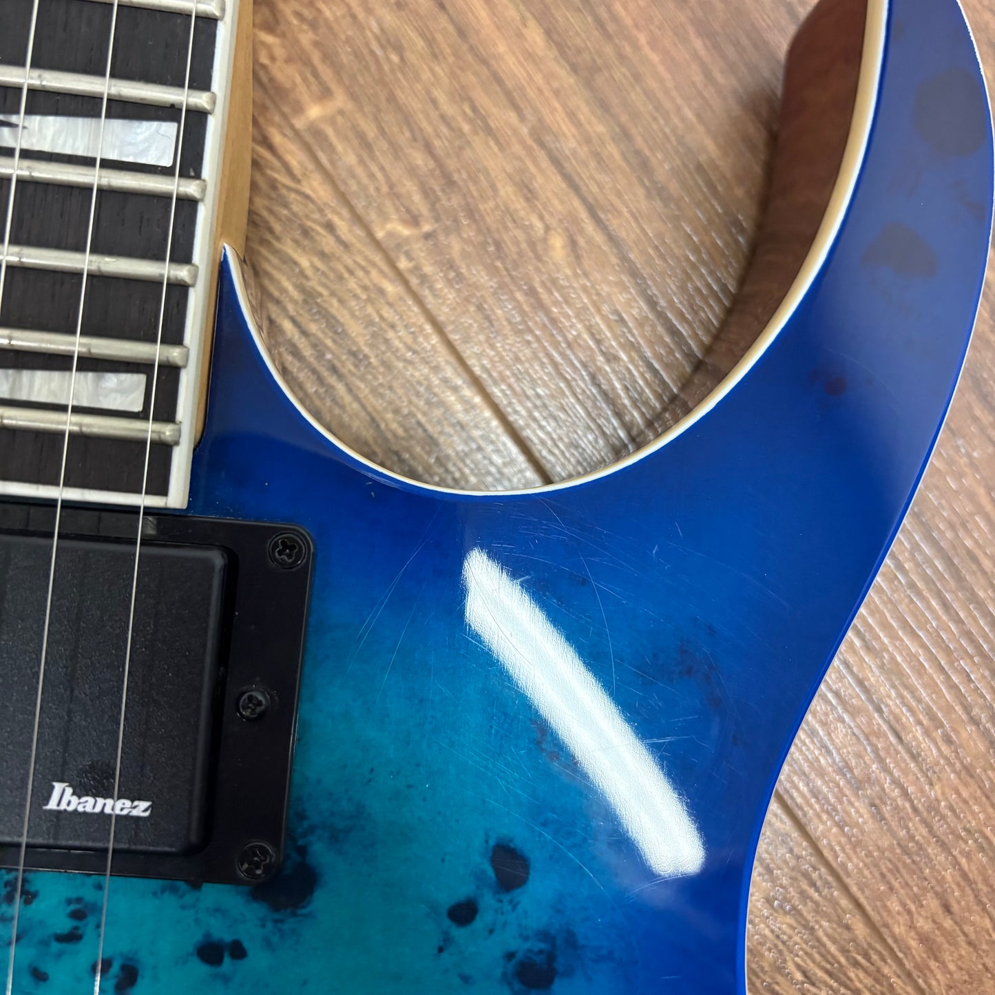 Pre-Owned Ibanez GRGR221PA-AQB GIO - Aqua Burst