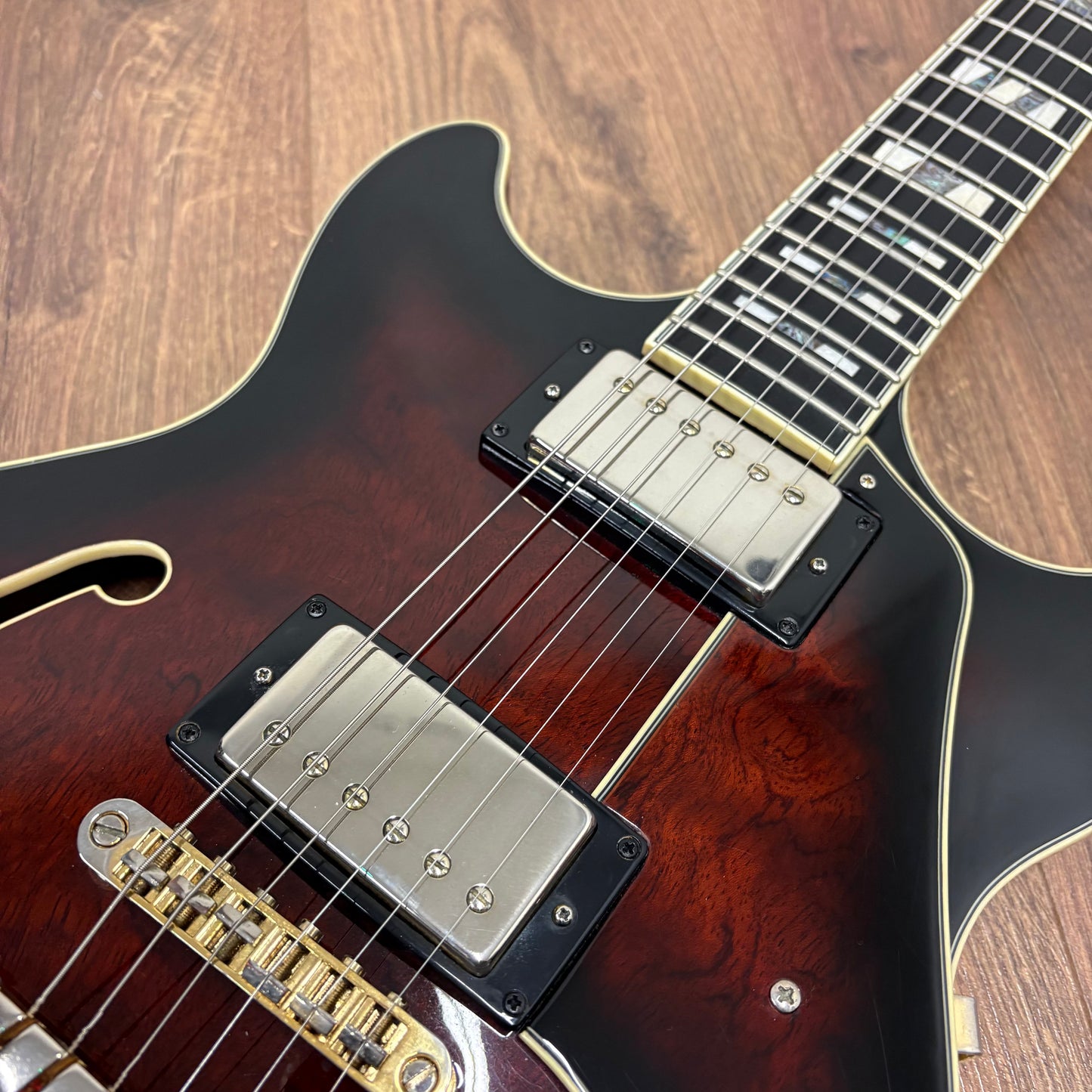 Pre-Owned Ibanez Artstar AM153-DBS - Dark Brown Sunburst