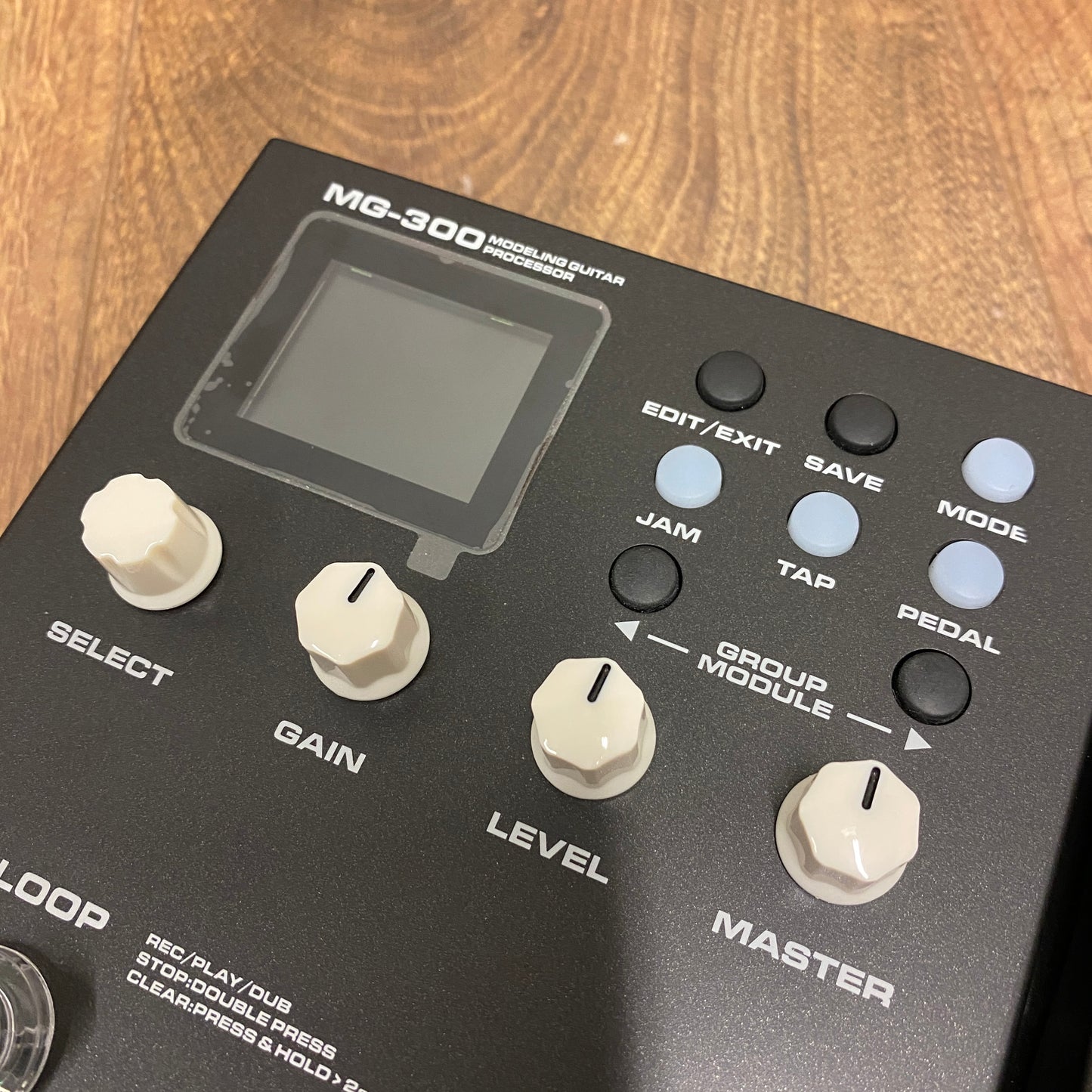 Pre-Owned NUX MG-300 Multi-Effects Pedal