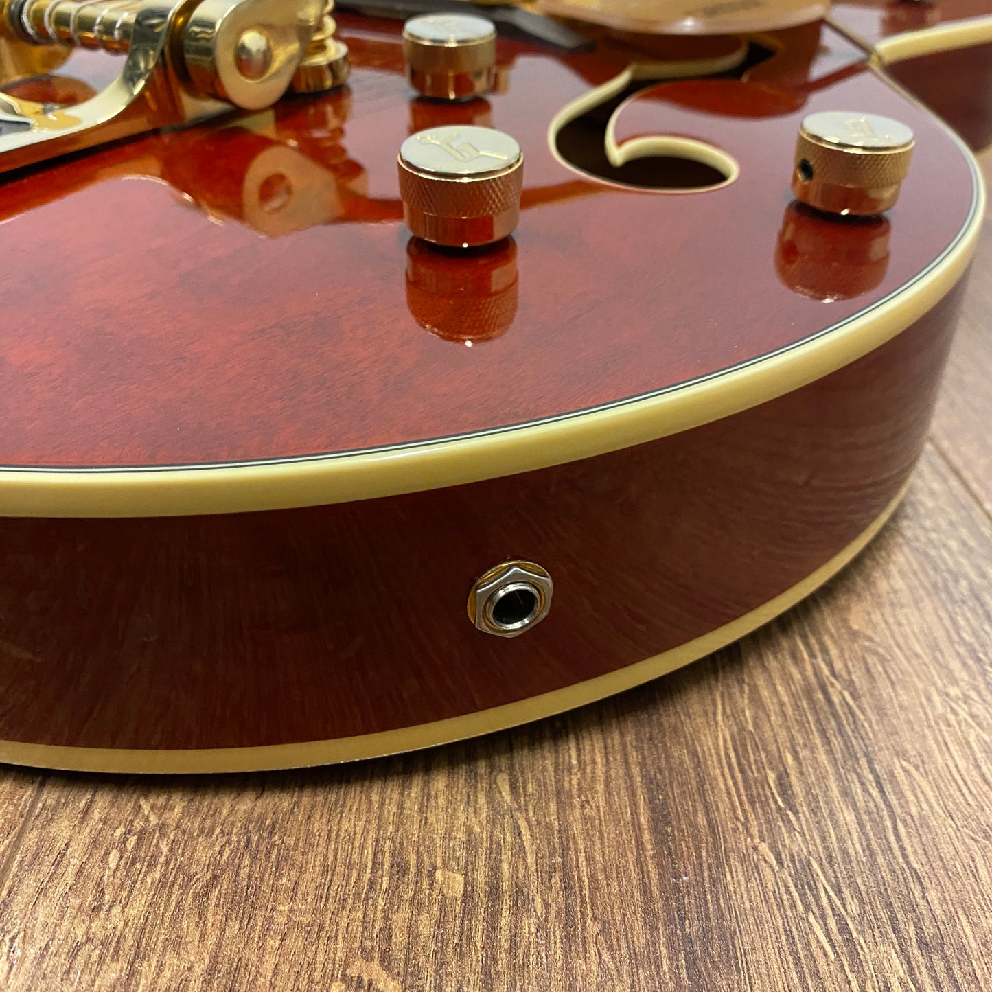 Pre-Owned Gretsch Electromatic G5422TG - Walnut Stain