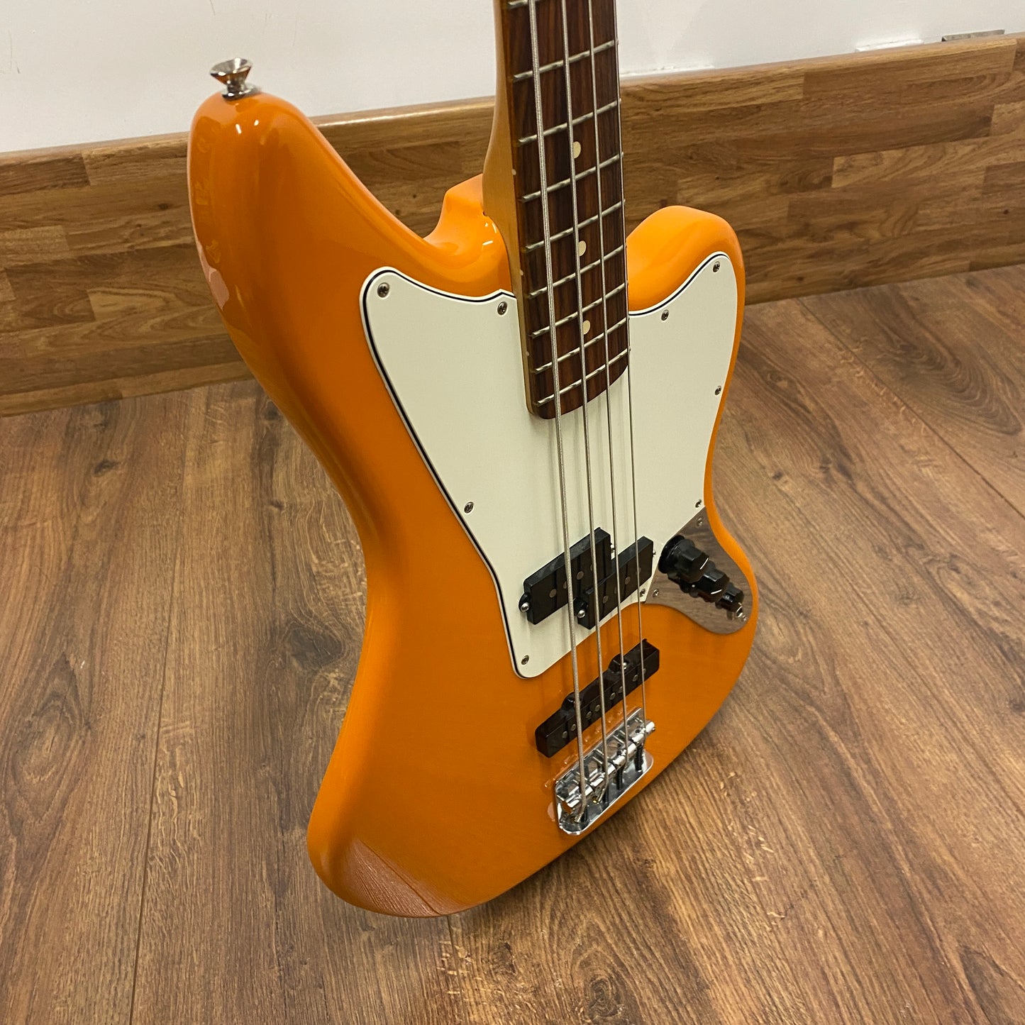 Pre-Owned Fender Player Jaguar Bass - Capri Orange