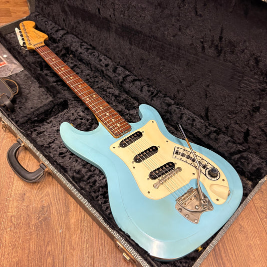 Pre-Owned Hagstrom Futurama III - Baby Blue w/ Selmer Hard Case - 1963