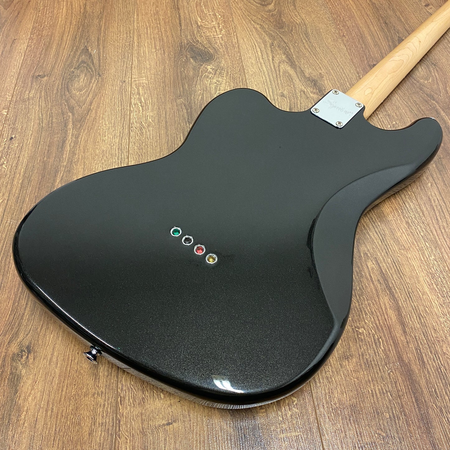 Pre-Owned Squier Paranormal Rascal HH Short-Scale Bass - Black Metallic