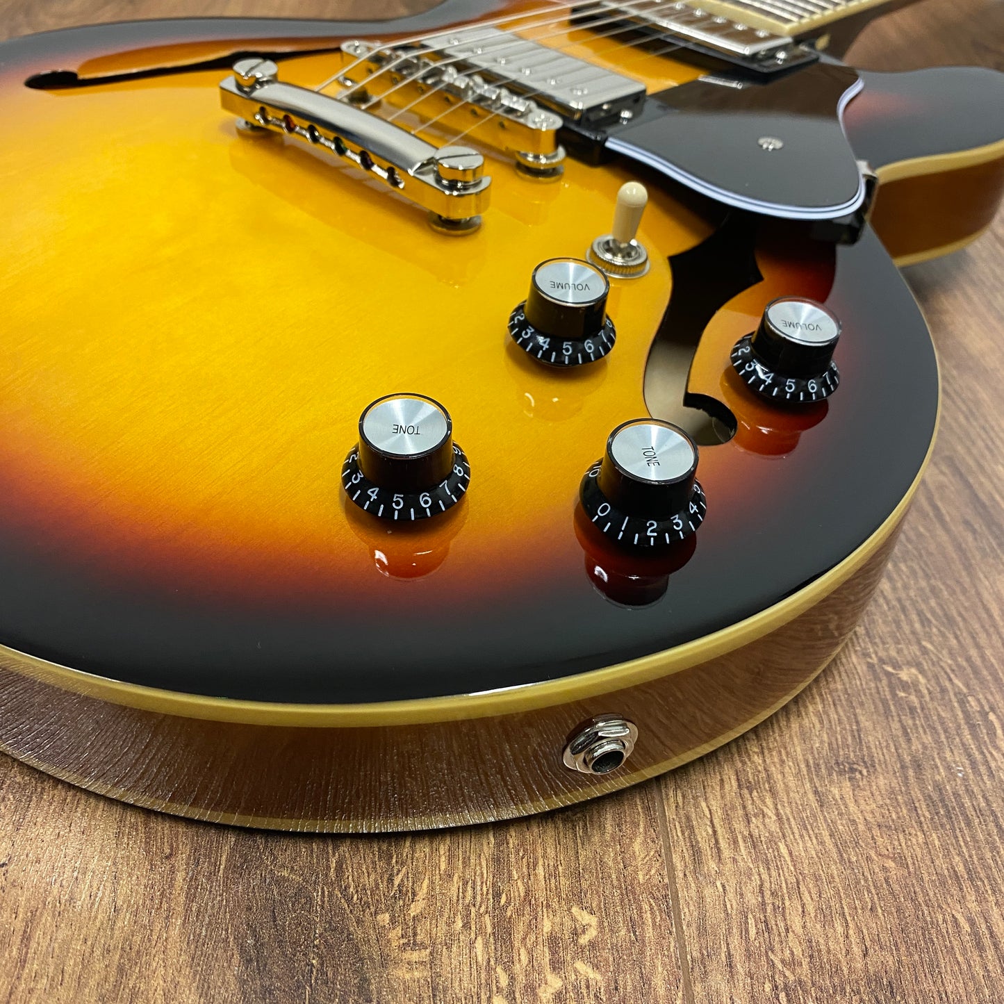 Pre-Owned Epiphone ES-339 - Vintage Sunburst