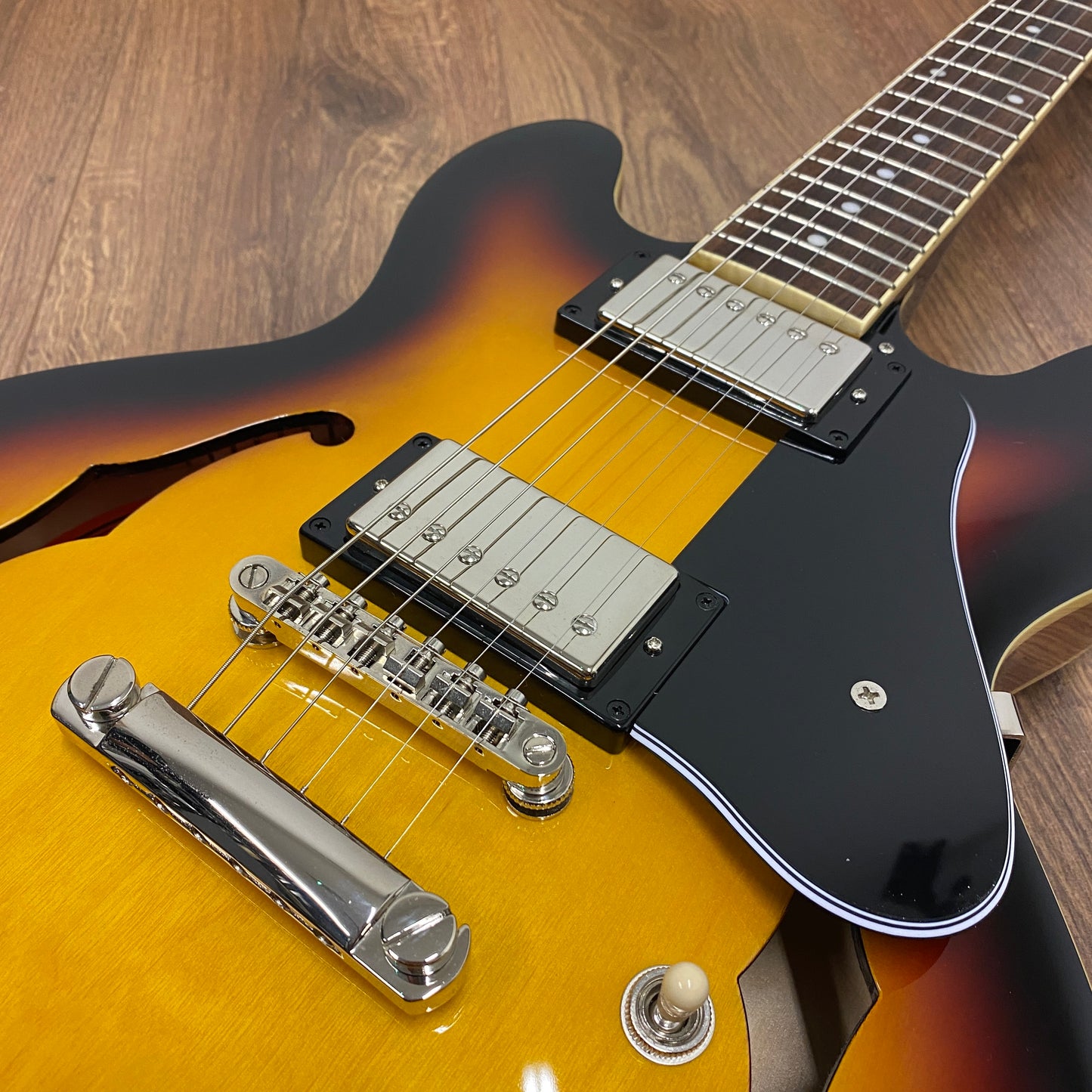 Pre-Owned Epiphone ES-339 - Vintage Sunburst