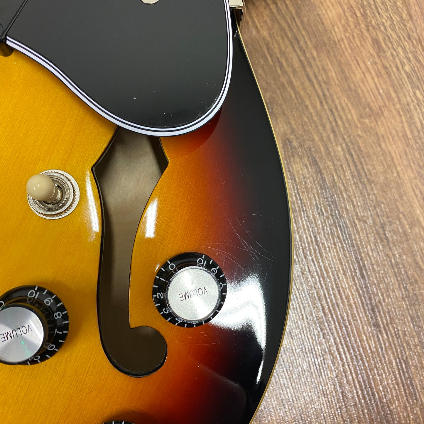 Pre-Owned Epiphone ES-339 - Vintage Sunburst