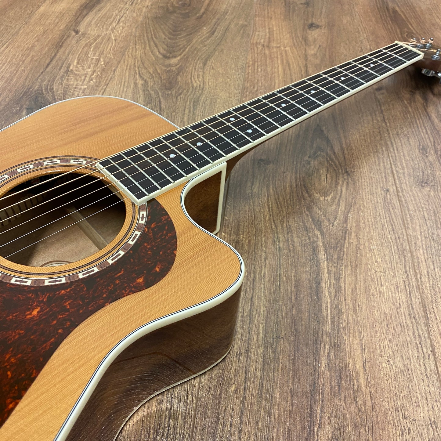 Pre-Owned Washburn HF11SCE-0 Electro-Acoustic - Natural