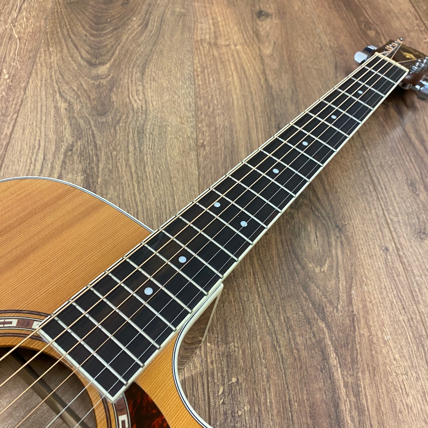 Pre-Owned Washburn HF11SCE-0 Electro-Acoustic - Natural