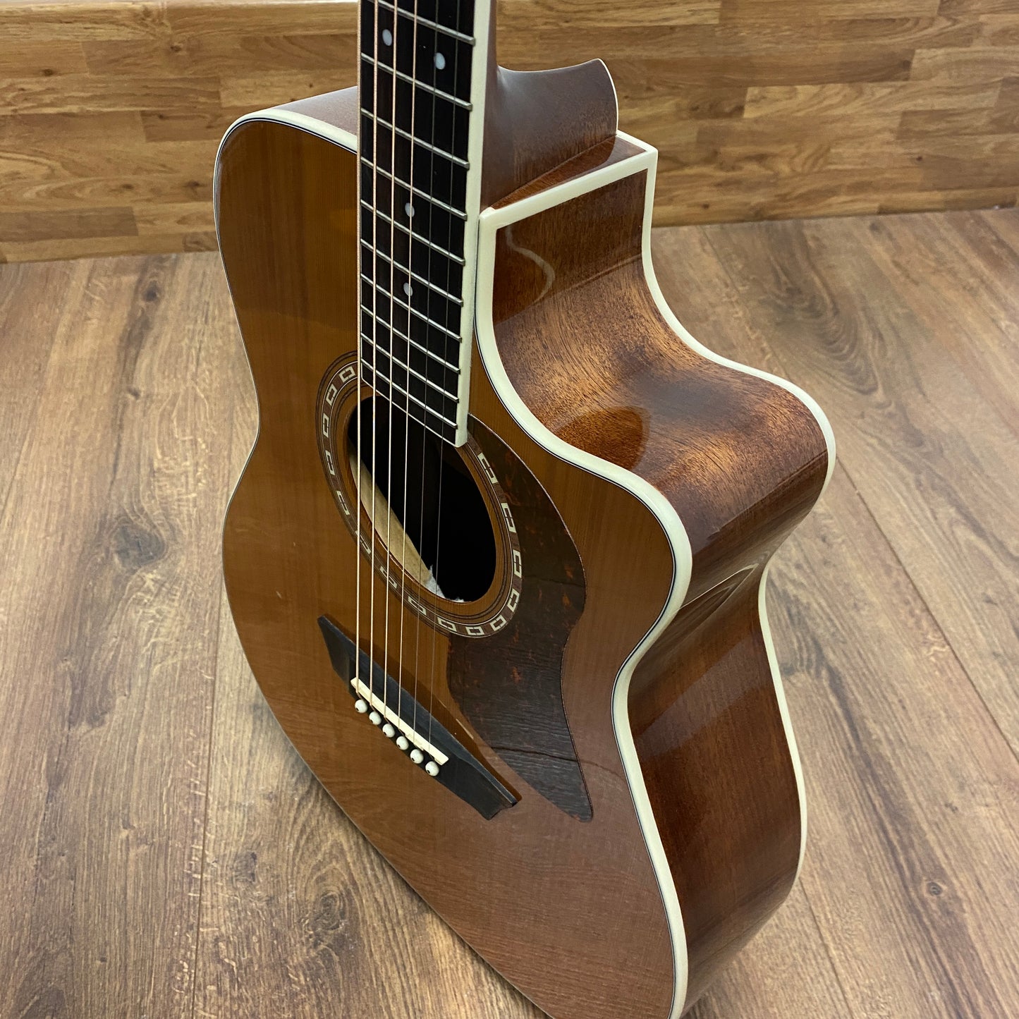Pre-Owned Washburn HF11SCE-0 Electro-Acoustic - Natural