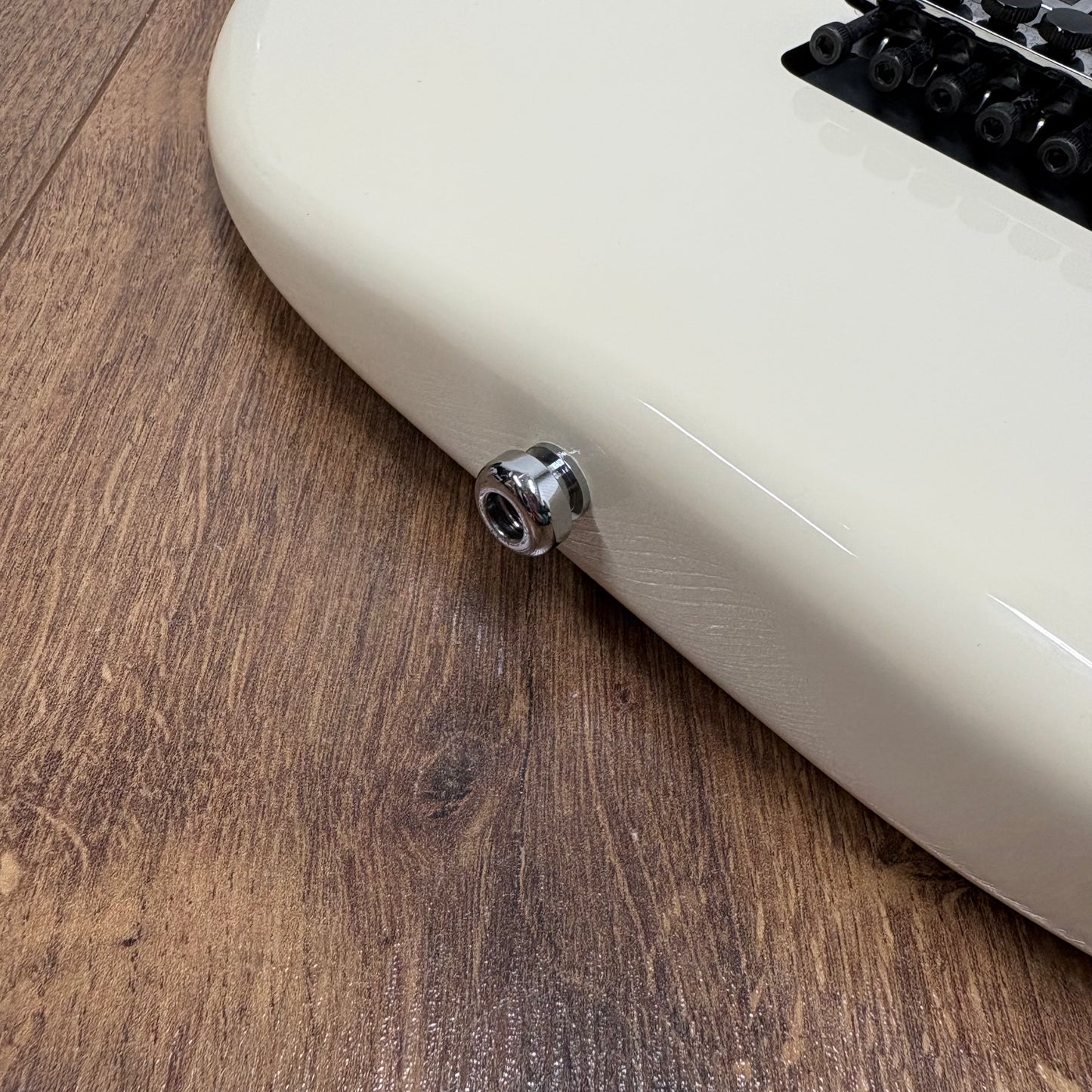 Pre-Owned Fender Player Stratocaster Floyd Rose  - Upgraded - Arctic White
