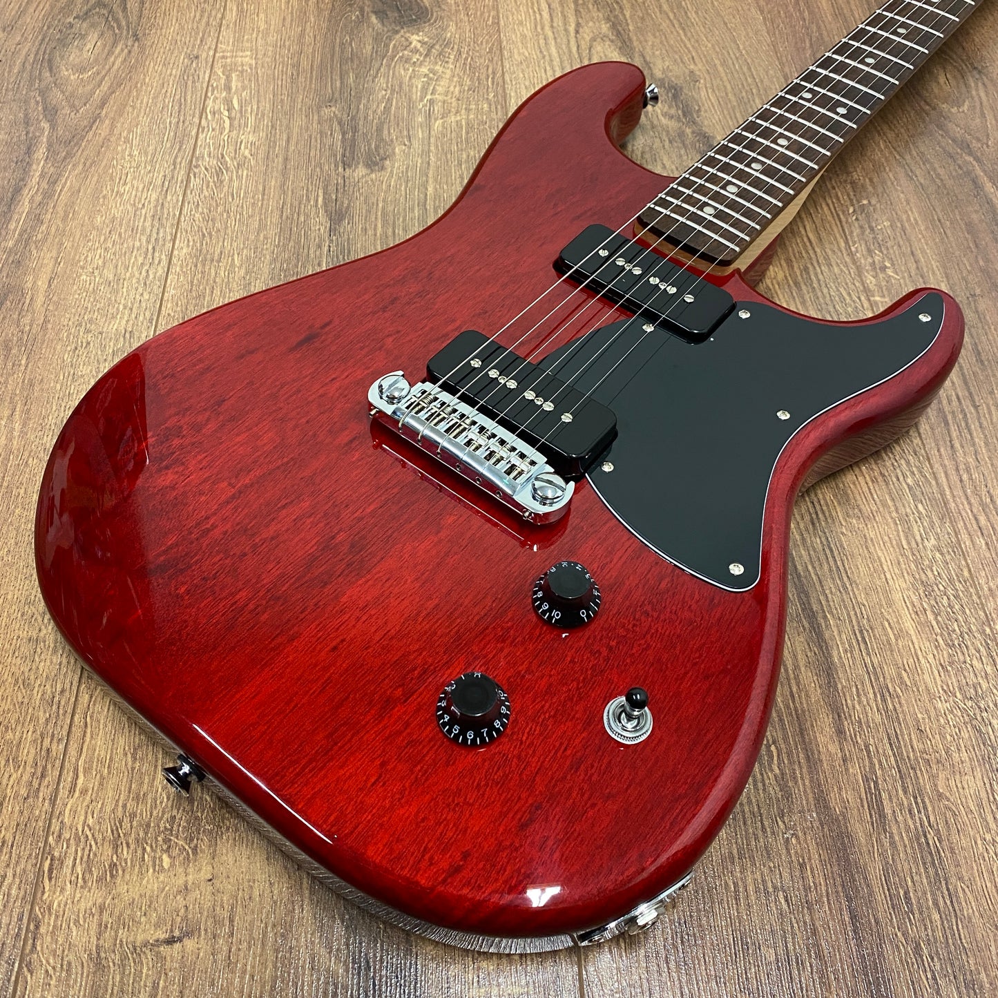 Pre-Owned Squier Paranormal Stratosonic - Crimson Red Transparent