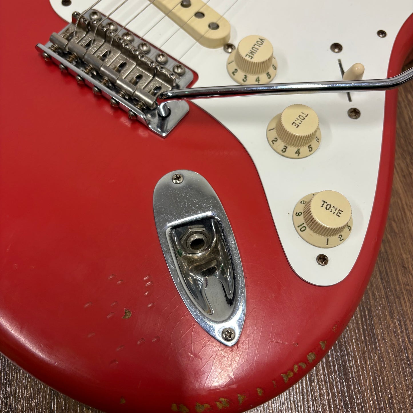 Pre-Owned Fender Vintera Road Worn '50s Stratocaster - Fiesta Red - 2021