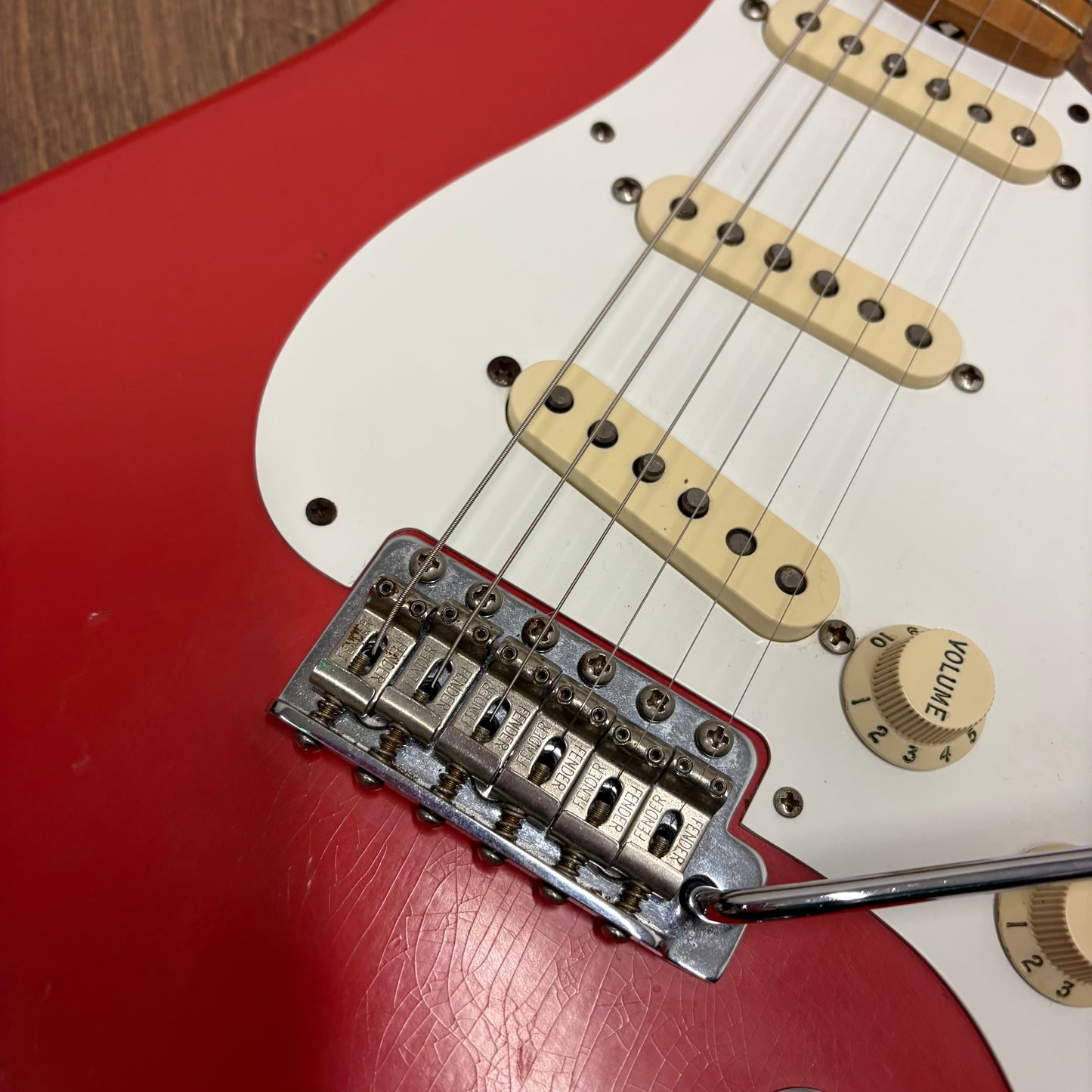 Pre-Owned Fender Vintera Road Worn '50s Stratocaster - Fiesta Red - 2021