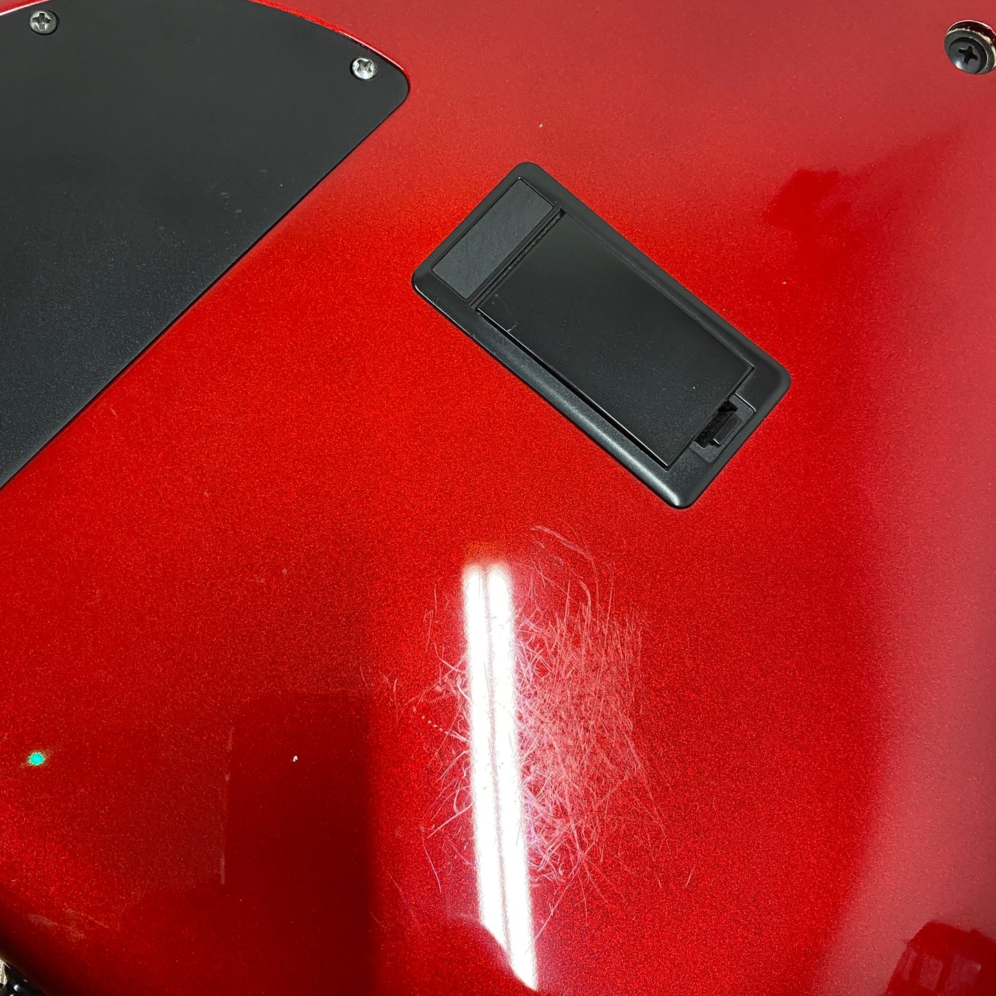 Pre-Owned Ibanez SR300EB Bass - Candy Apple Red