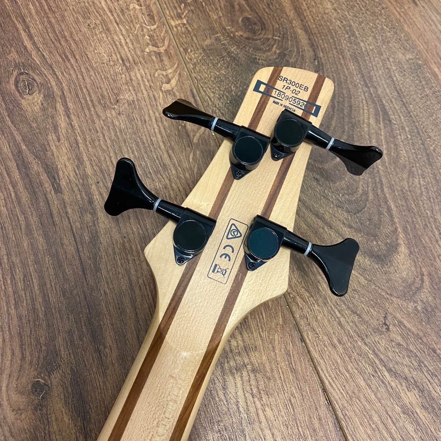 Pre-Owned Ibanez SR300EB Bass - Candy Apple Red