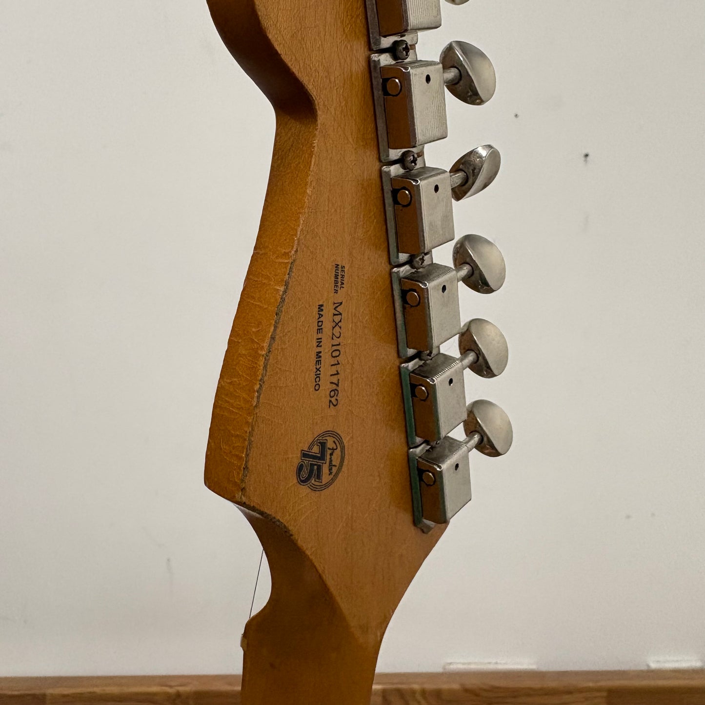 Pre-Owned Fender Vintera Road Worn '50s Stratocaster - Fiesta Red - 2021
