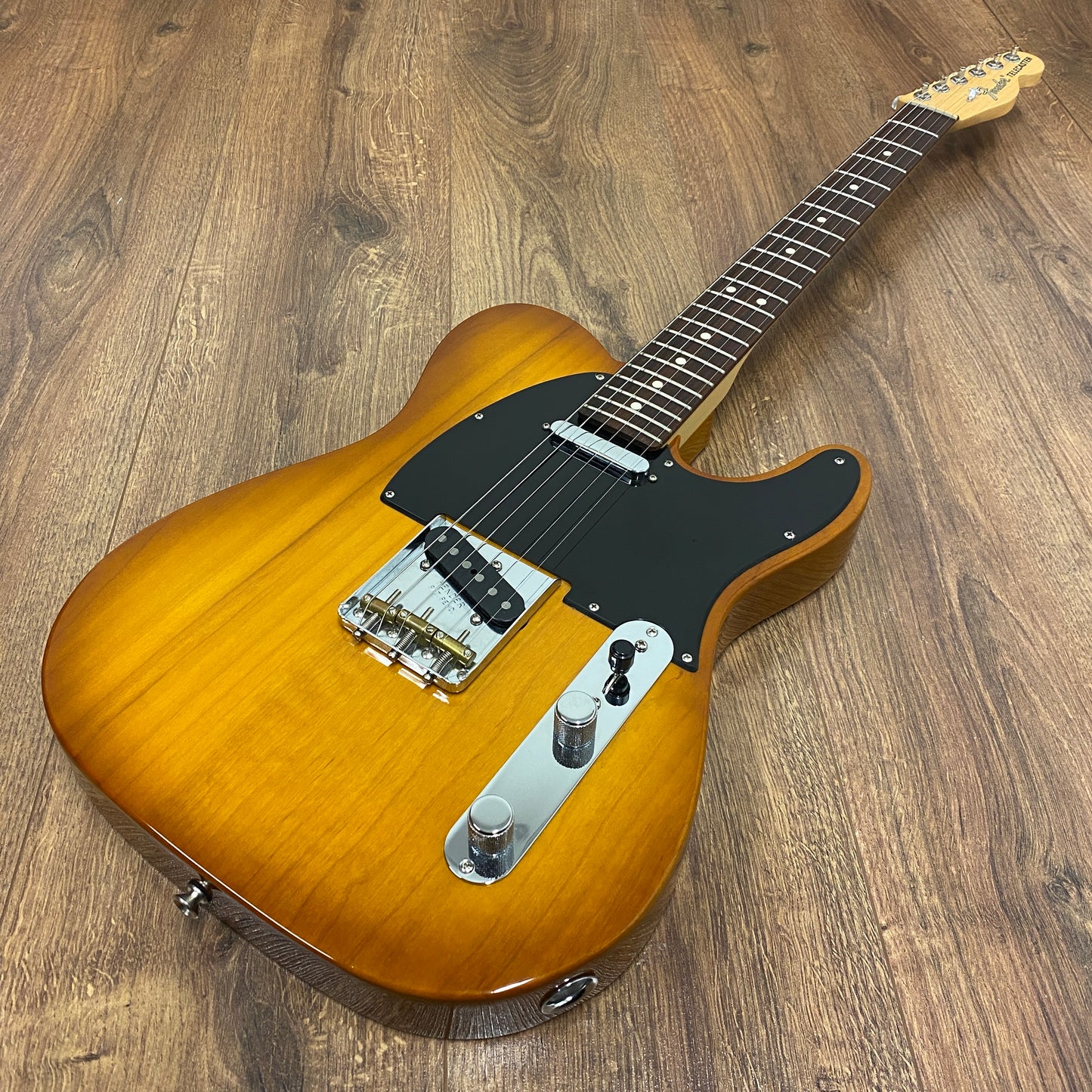 Pre-Owned Fender American Performer Telecaster Honeyburst - 2021