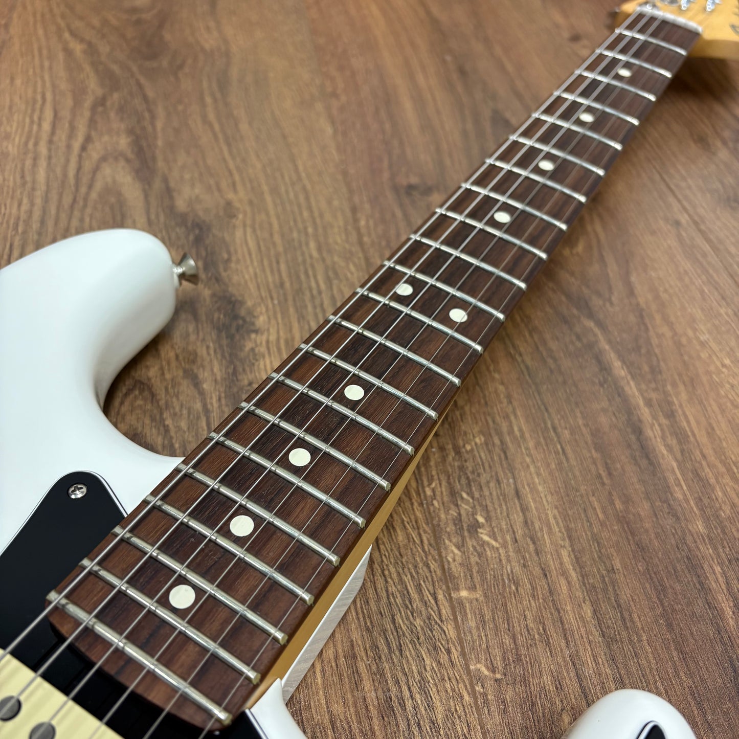 Pre-Owned Fender American Performer Stratocaster - Arctic White